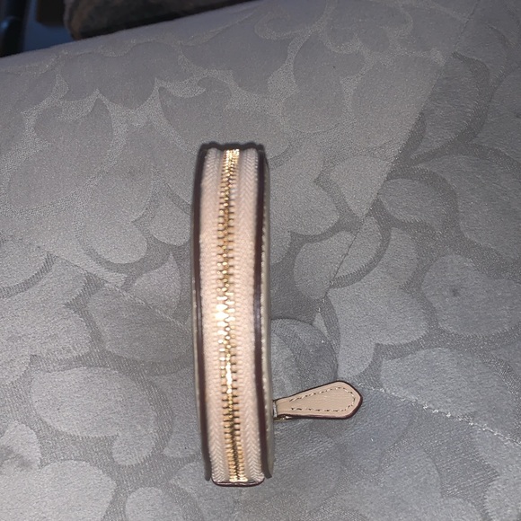 Coach Beige Coin Purse - Picture 3 of 5